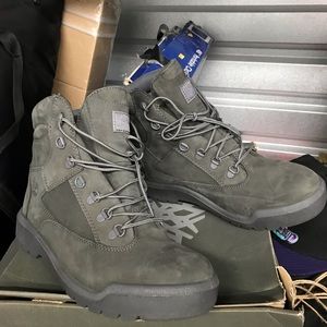 Timberlands, grey, hi top field boots, great condition, wore only one time, sz10